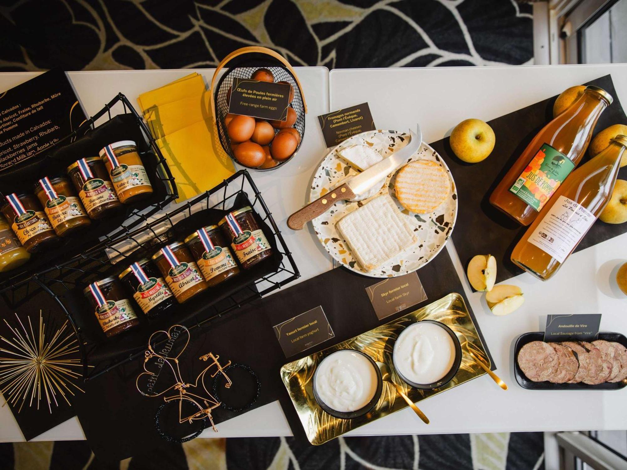 Mercure Cabourg Hotel & Spa Экстерьер фото