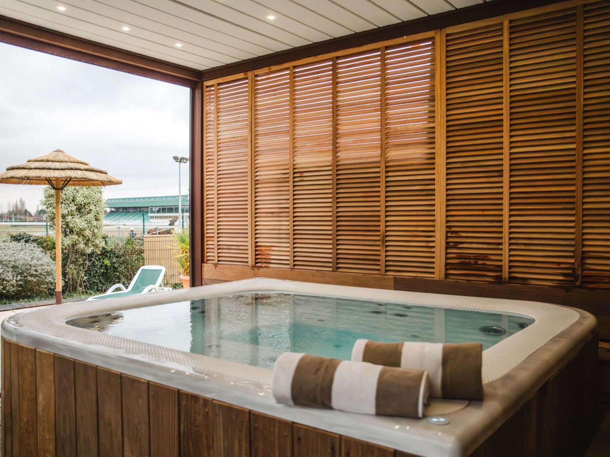 Mercure Cabourg Hotel & Spa Экстерьер фото